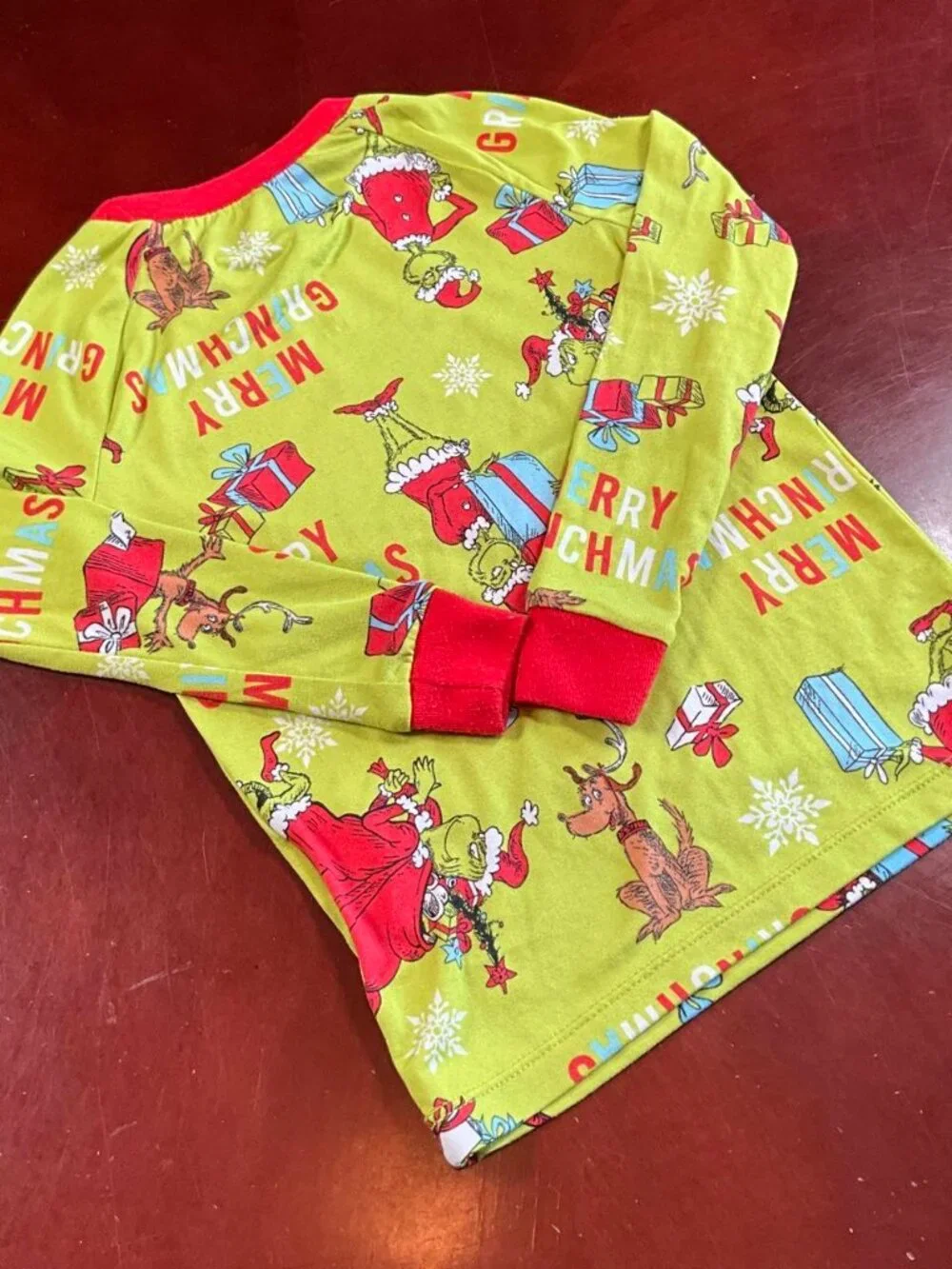 Kids The Grinch Christmas Holiday Sleepwear Lightweight COZY Pajama Set Sz 5T